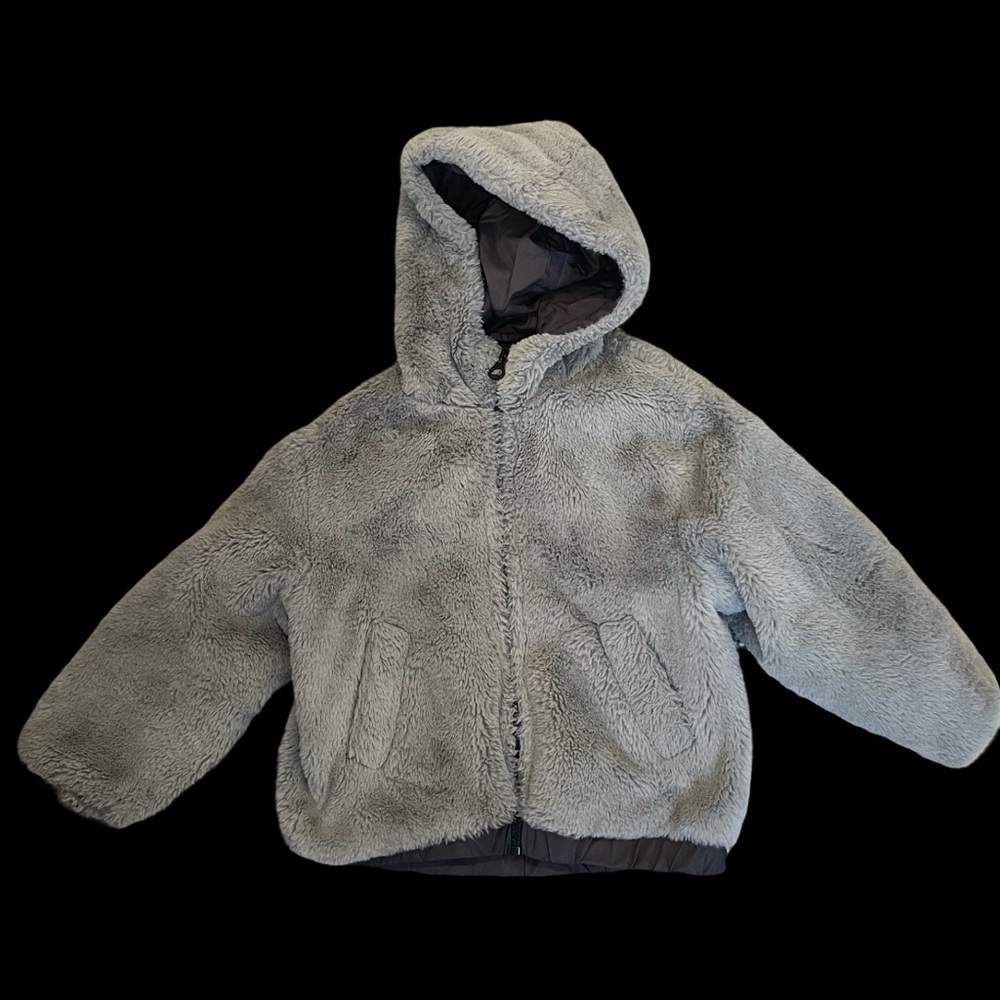 EUC Zara Girls Size 6 Grey Faux Fur Hooded Warm Jacket